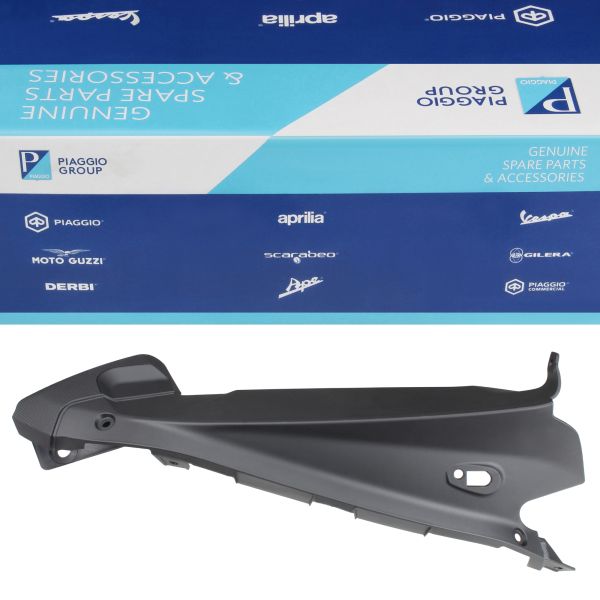 Abdeckung vorne oben rechts für Aprilia RS 125 (2017-2019) / RS4 125 i.e. (2011-2016) / RS4 50 (ab 2011) - Piaggio (Orig (897693)